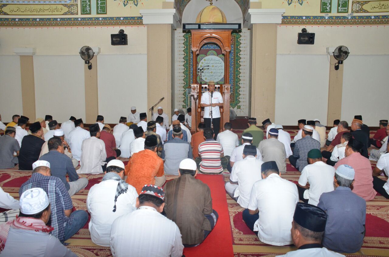  Pemprov Terus Lestarikan Gerakan Sholat Shubuh Berjamaah