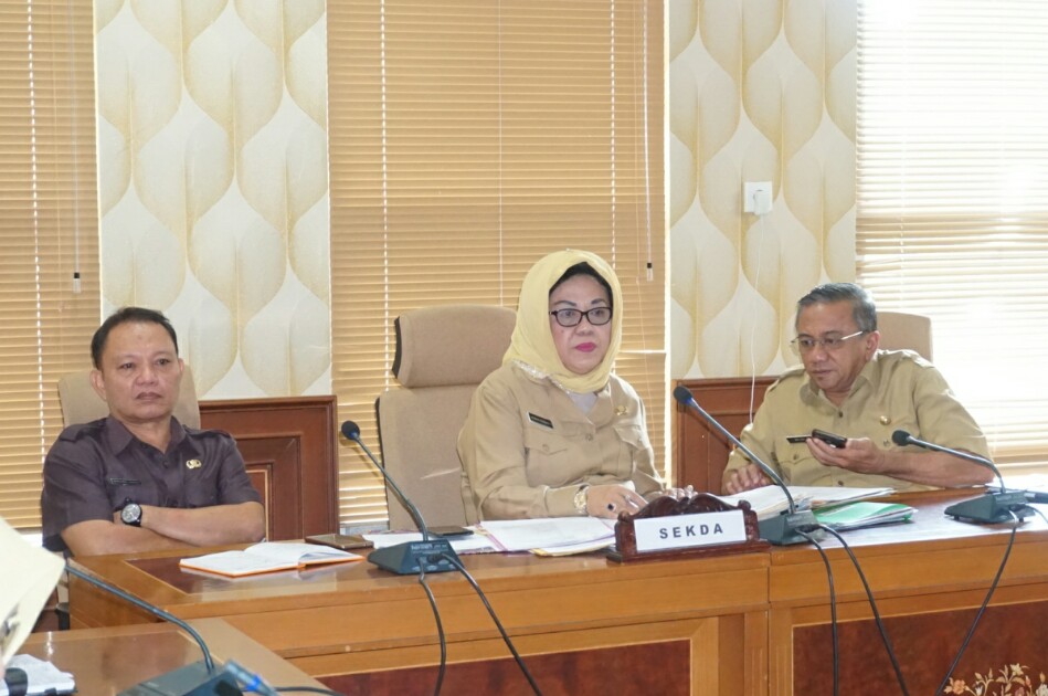  Sekda Pimpin Rapat Persiapan HUT ke-72 RI