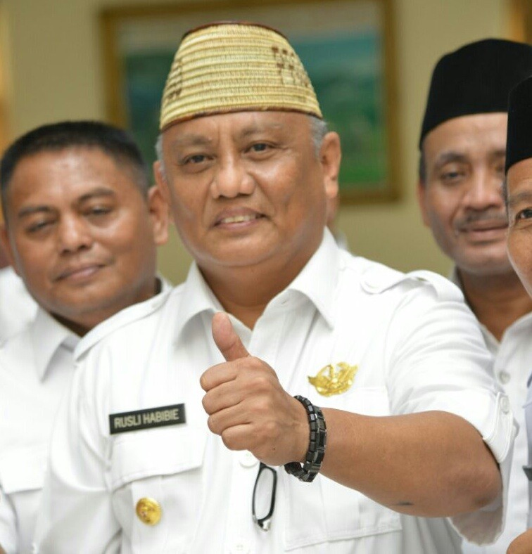  Gubernur Gorontalo Isyaratkan Tidak Terima CPNS di 2018