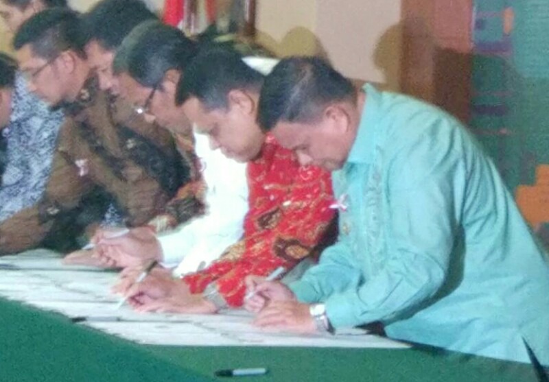  Wagub Tanda Tangani Hibah Barang Milik Negara