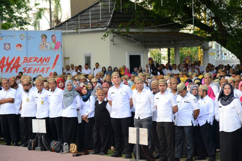  Pemprov Gorontalo Cairkan Gaji 13, Daerah Lain Ditunda