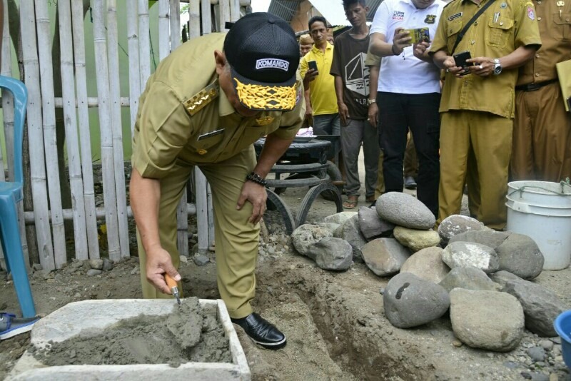  Pemprov Gorontalo Salurkan Bantuan Kepada Korban Puting Beliung