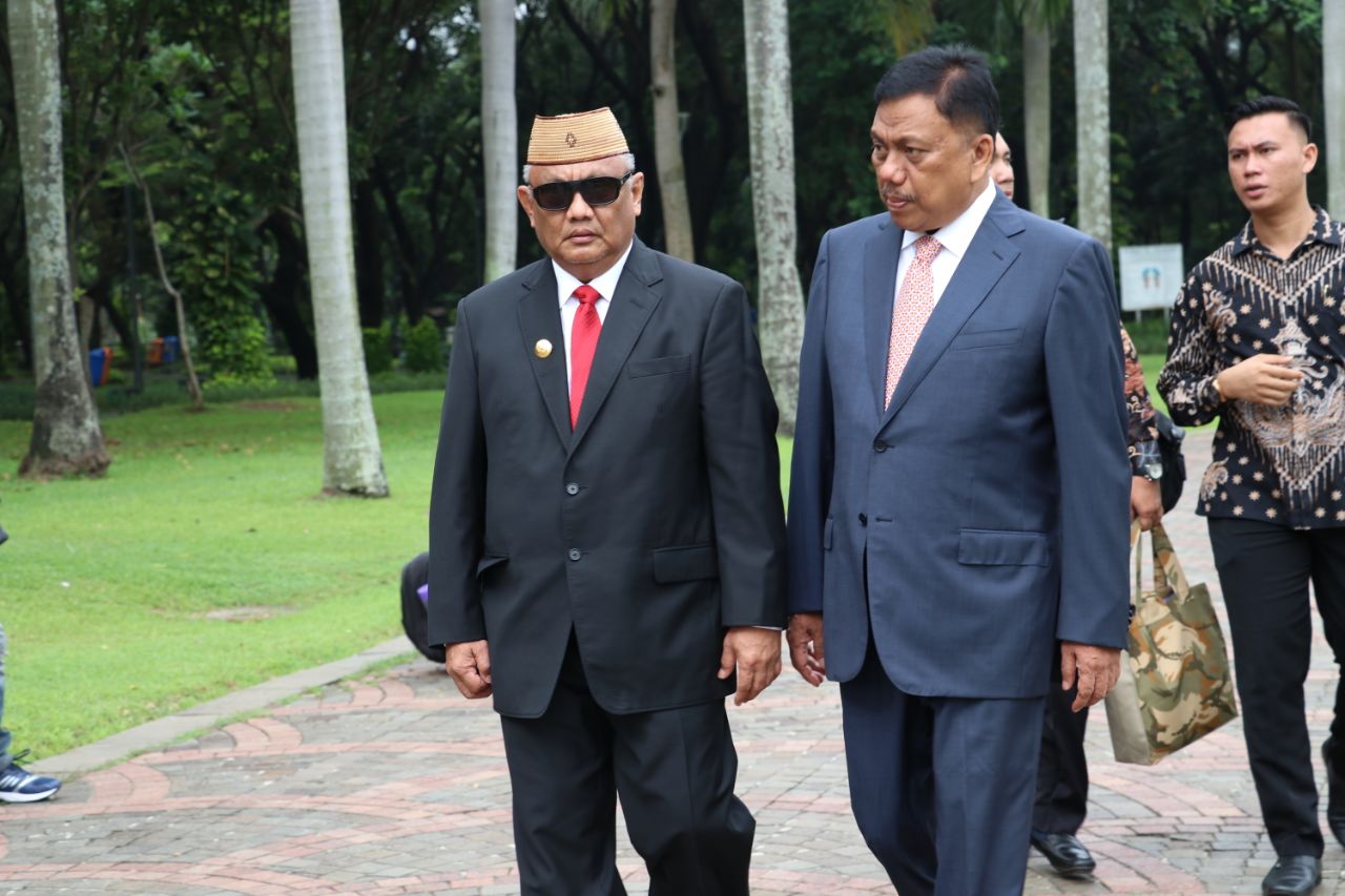  Gubernur Gorontalo Hadiri Apel Bersama Wanita TNI-Polwan