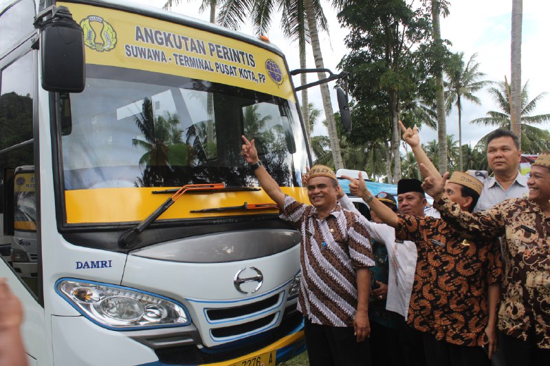  Bus Perintis Bersubsidi Buka Transportasi di Bulango Utara