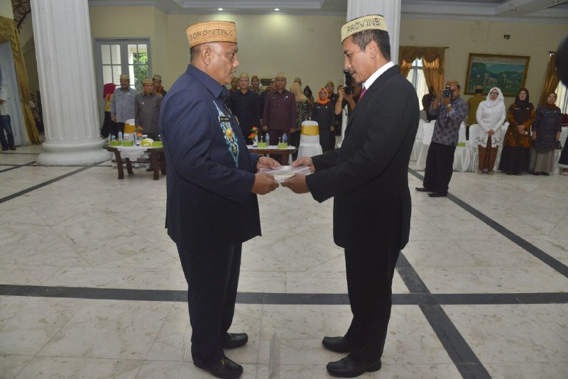  Dipinjam dari BPKP, Gubernur Lantik Inspektur Provinsi Gorontalo