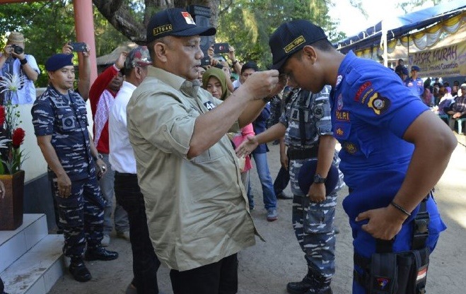  Gubernur Gorontalo Kukuhkan Satgas Illegal Fishing