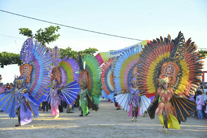  Gubernur Gorontalo Buka Festival Pohon Cinta