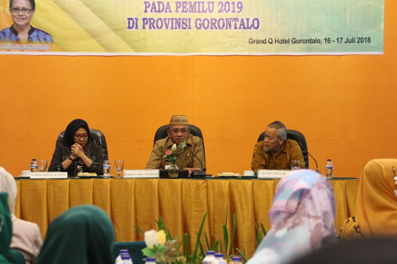  Caleg Perempuan Dibekali Pendidikan Politik