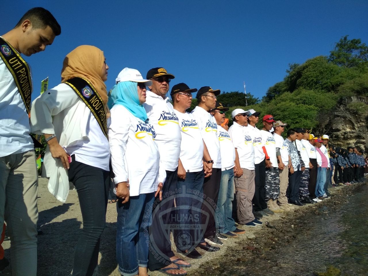  Sekdaprov Pimpin Aksi Bersih Pantai dan Laut Gorontalo