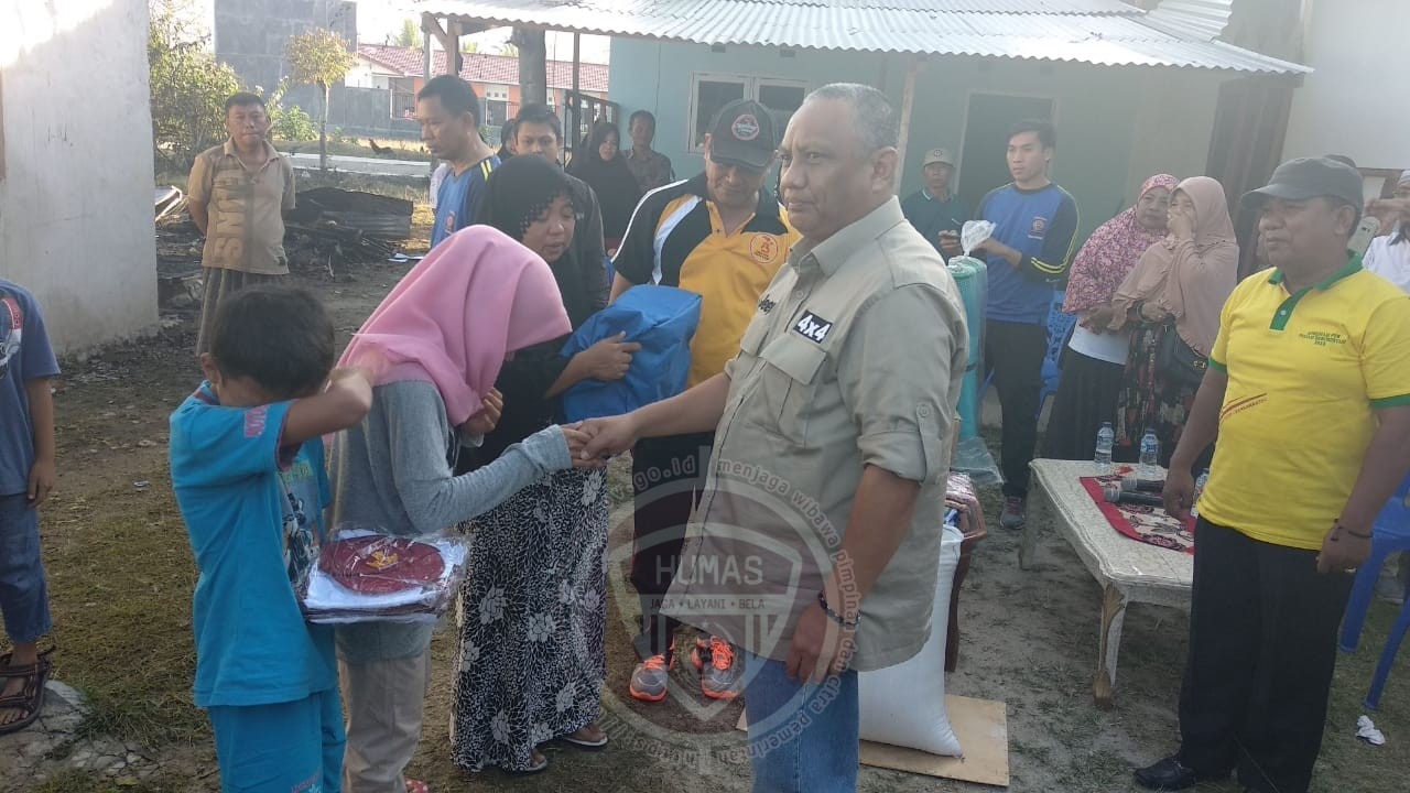  Korban Kebakaran di Pentadio Disantuni Gubernur Gorontalo