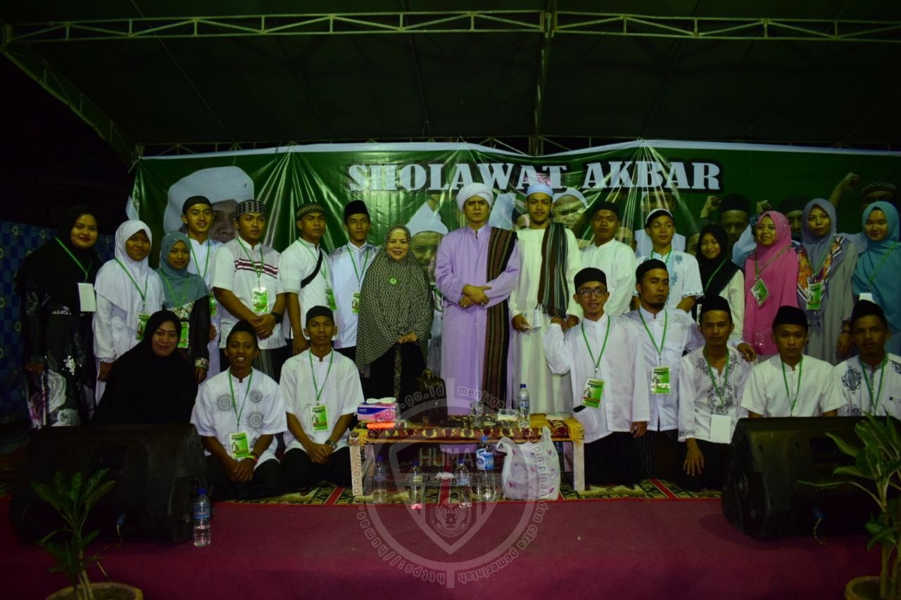  Istri Gubernur Ikuti Sholawat Akbar Bersama IPPS Se-Kota Gorontalo