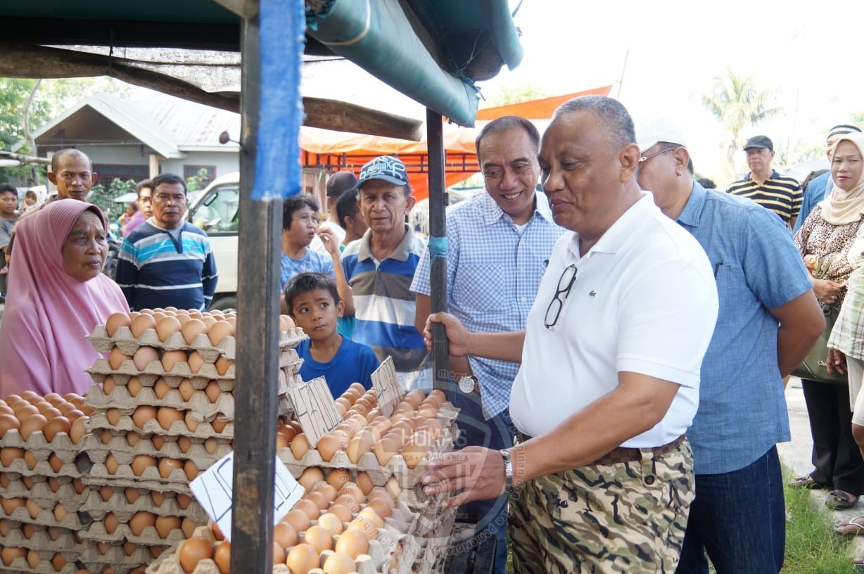  Pastikan Harga Stabil, Gubernur Gorontalo Sidak Pasar Minggu