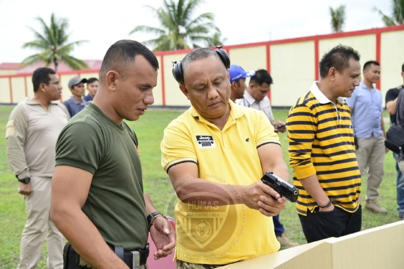  Latihan Menembak Jadi Ajang Silaturahmi Forkopimda