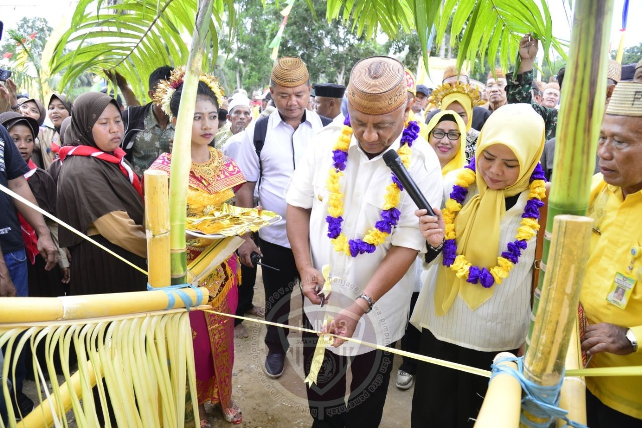  Gubernur Gorontalo Resmikan SMA Negeri 2 Paguyaman