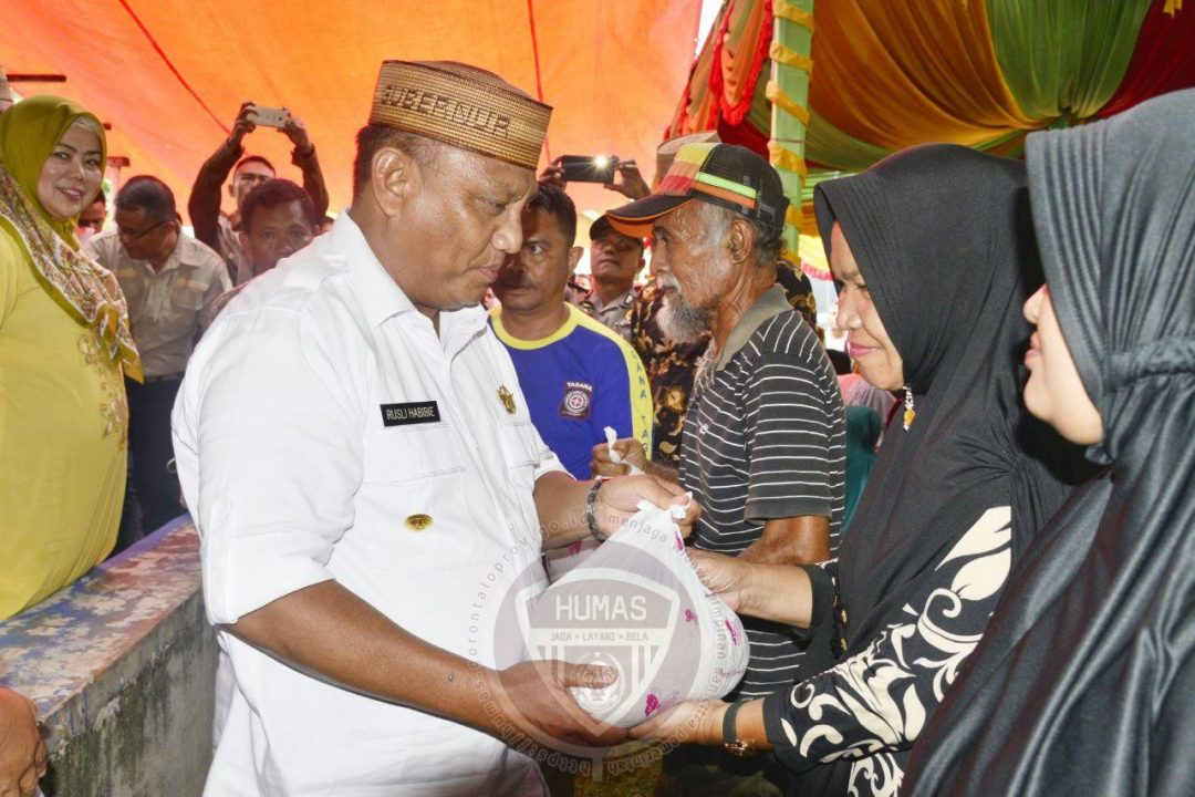  Pemprov Gorontalo Bantu Korban Banjir Boalemo