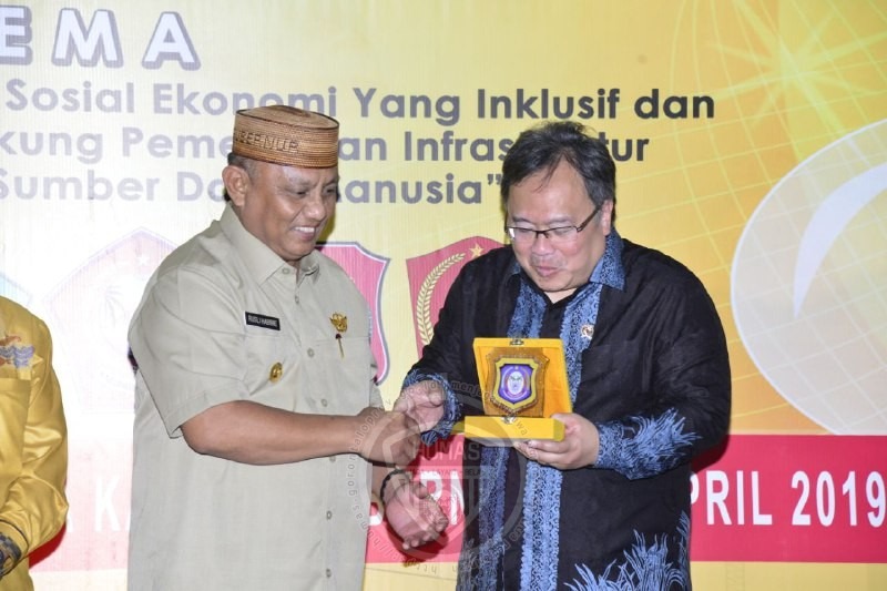  Menteri PPN/Bappenas Dorong Industrialisasi Potensi Alam Gorontalo