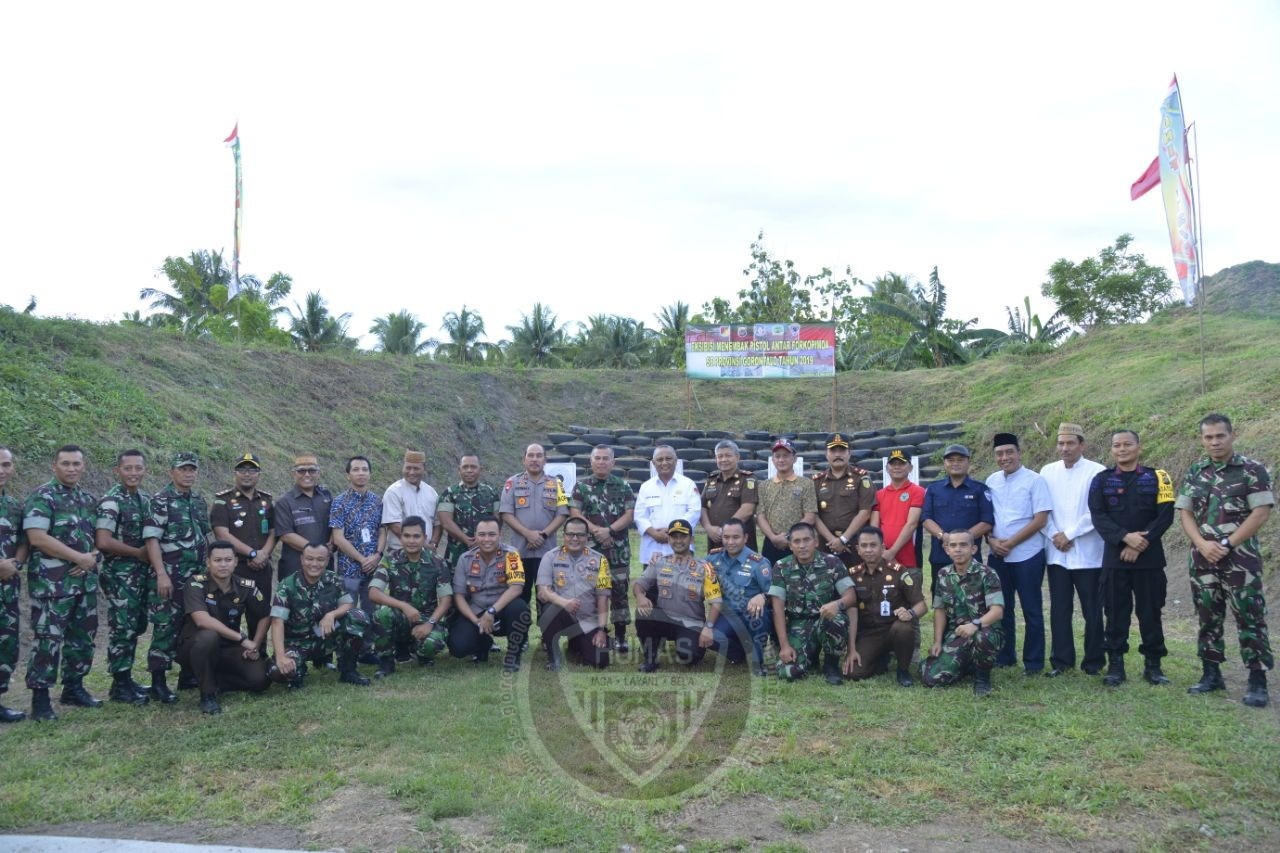  Ngabuburit Ala Forkopimda Gorontalo; Ikut Lomba Menembak