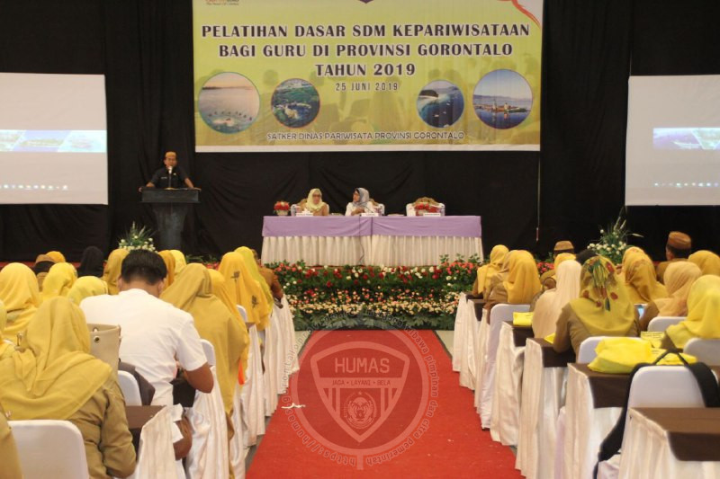  Guru SMA/SMK Dapatkan Pelatihan Dasar SDM Kepariwisataan