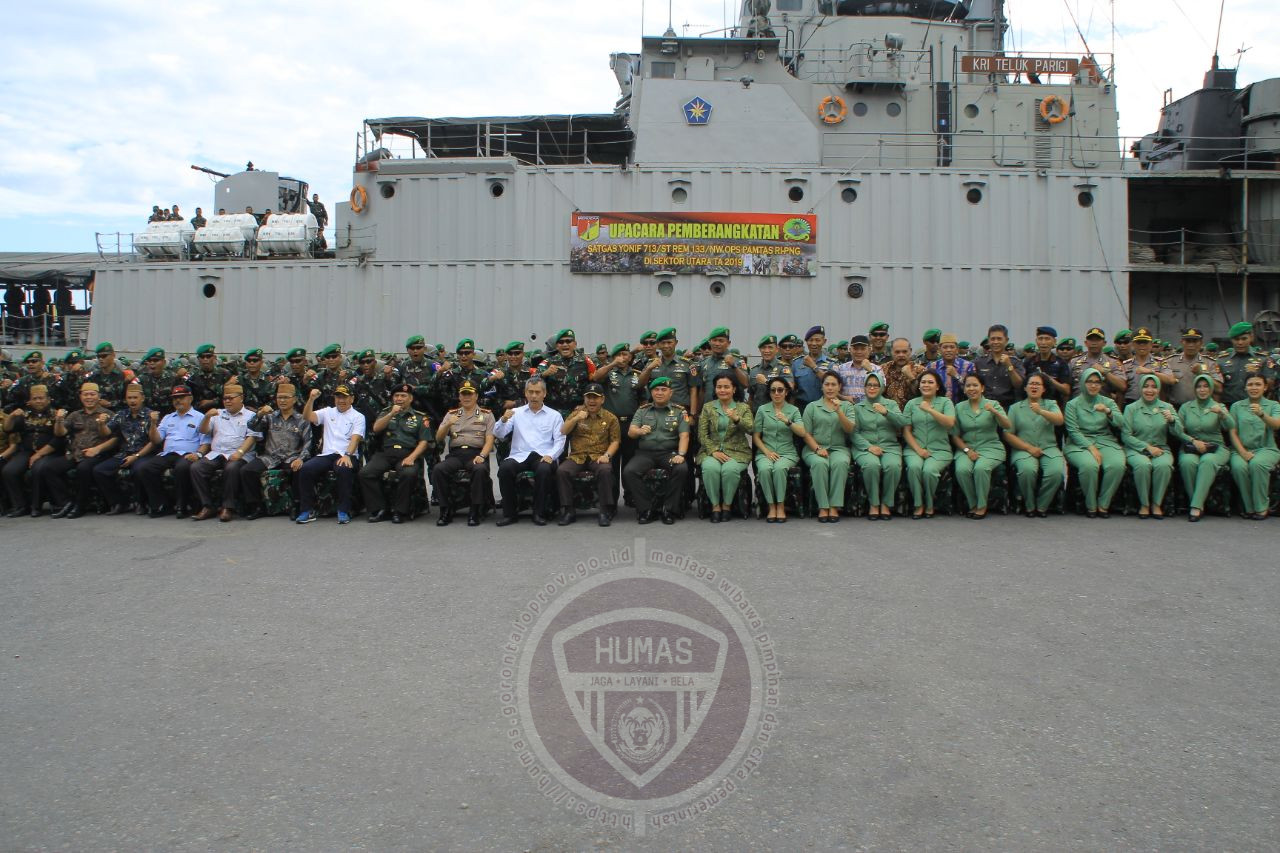  Pangdam Lepas Satgas Yonif 713/ST Ke Perbatasan RI-PNG