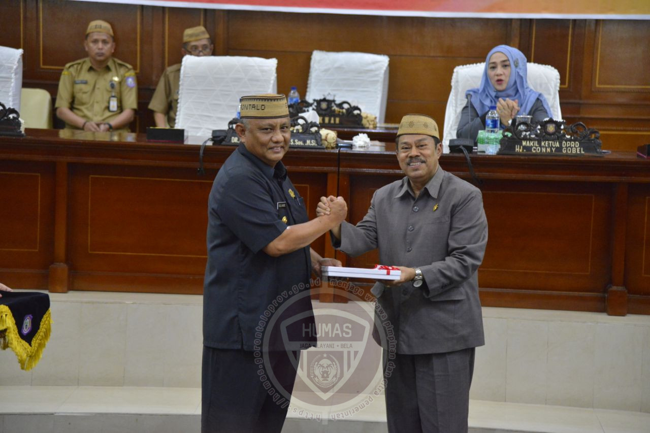  Gorontalo Provinsi Pertama Serahkan Ranperda APBD 2020 ke Kemendagri