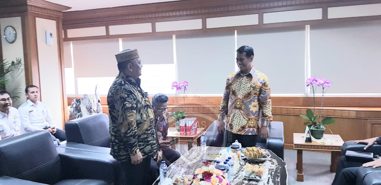  Gubernur Gorontalo Perjuangkan 150 Ribu Hektar Jagung ke Kementan