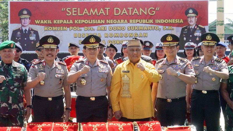  Gubernur Menilai Kapolda Gorontalo Layak Naik Pangkat