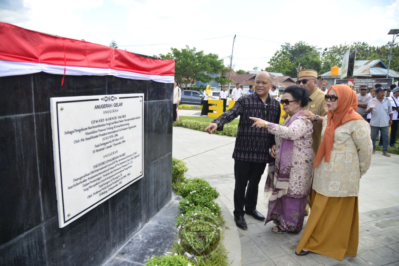  Patung BJ Habibie di Gorontalo Diresmikan Anaknya Ilham Habibie