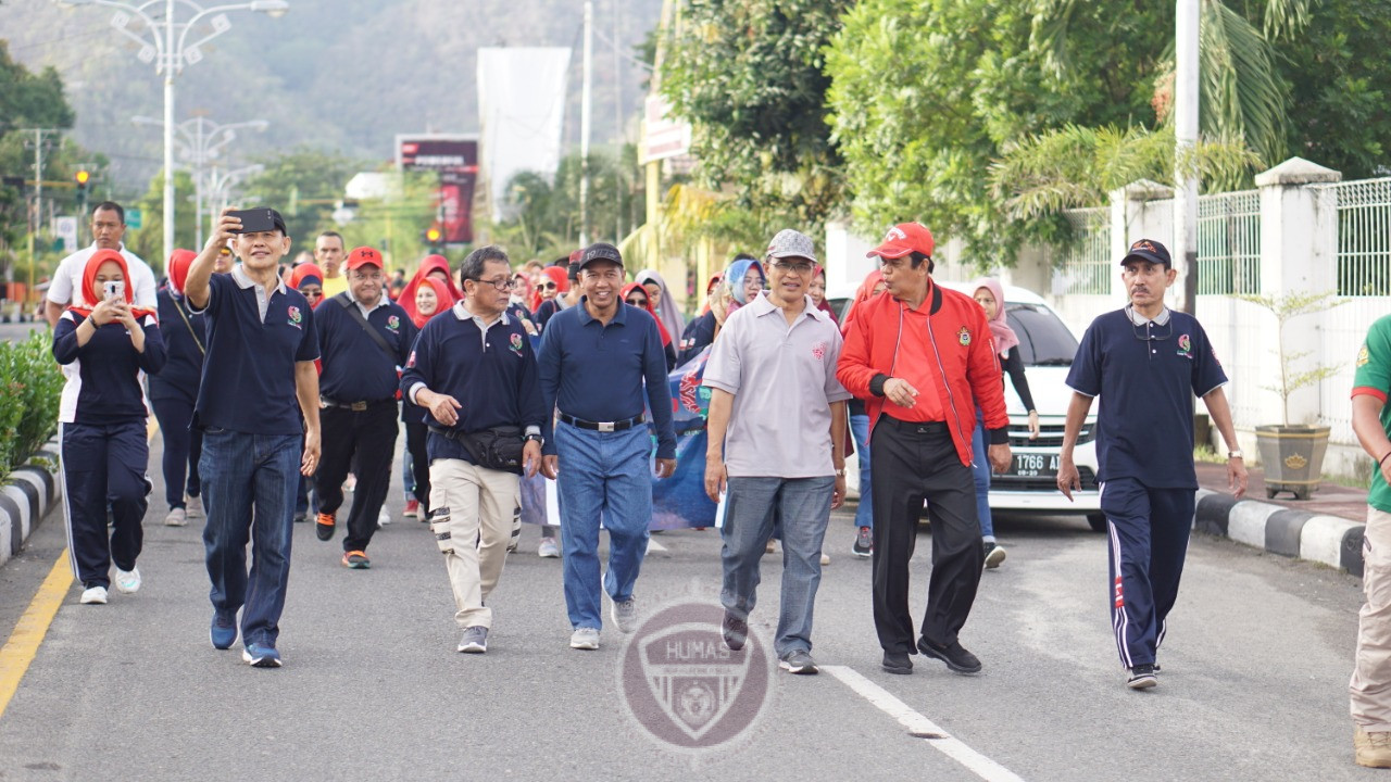  Hari Bakti Dokter Indonesia, IDI Gorontalo Gelar Jalan Sehat