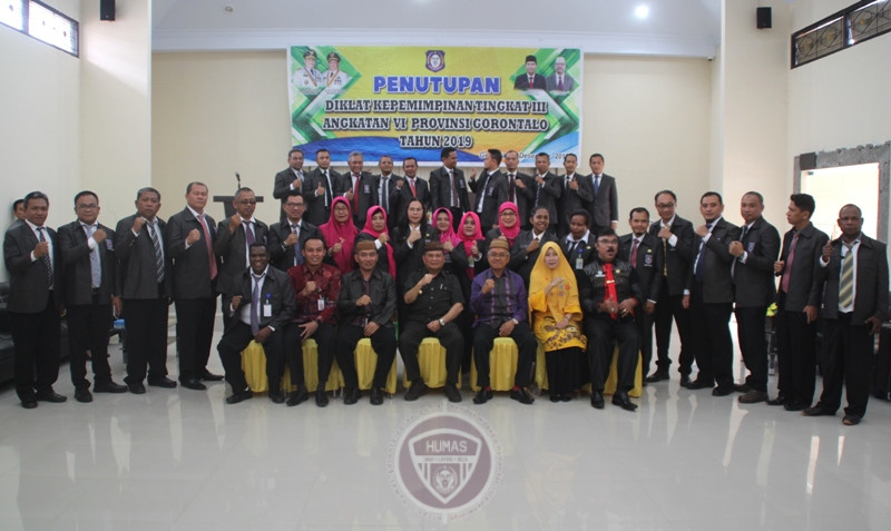  Wagub Gorontalo Tutup Diklat Pim III Angkatan VI 2019