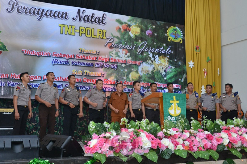  TNI-POLRI Gorontalo Rayakan Natal Bersama