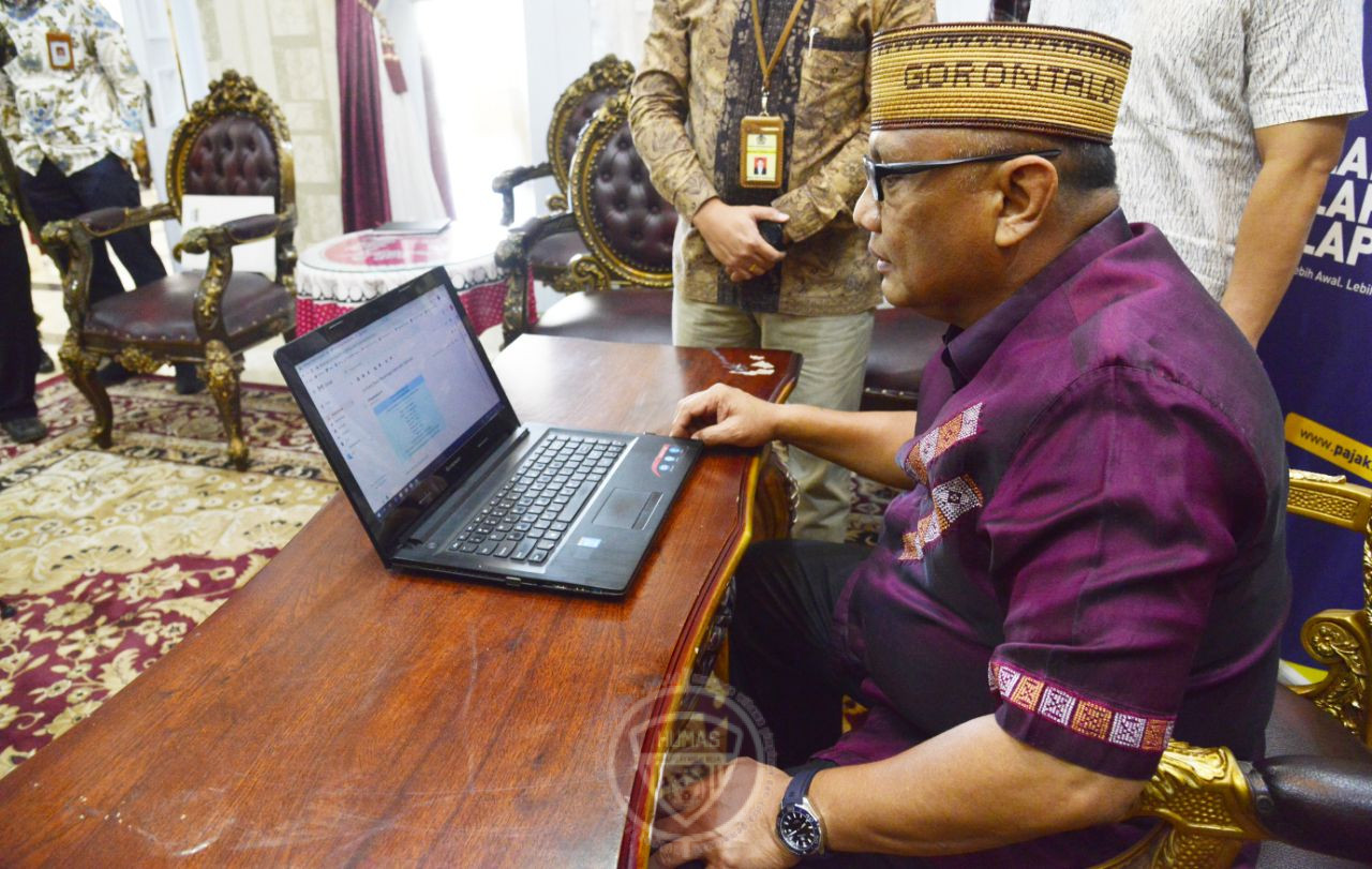  Gubernur Ajak Masyarakat Lapor SPT Pajak Lewat E-Filing