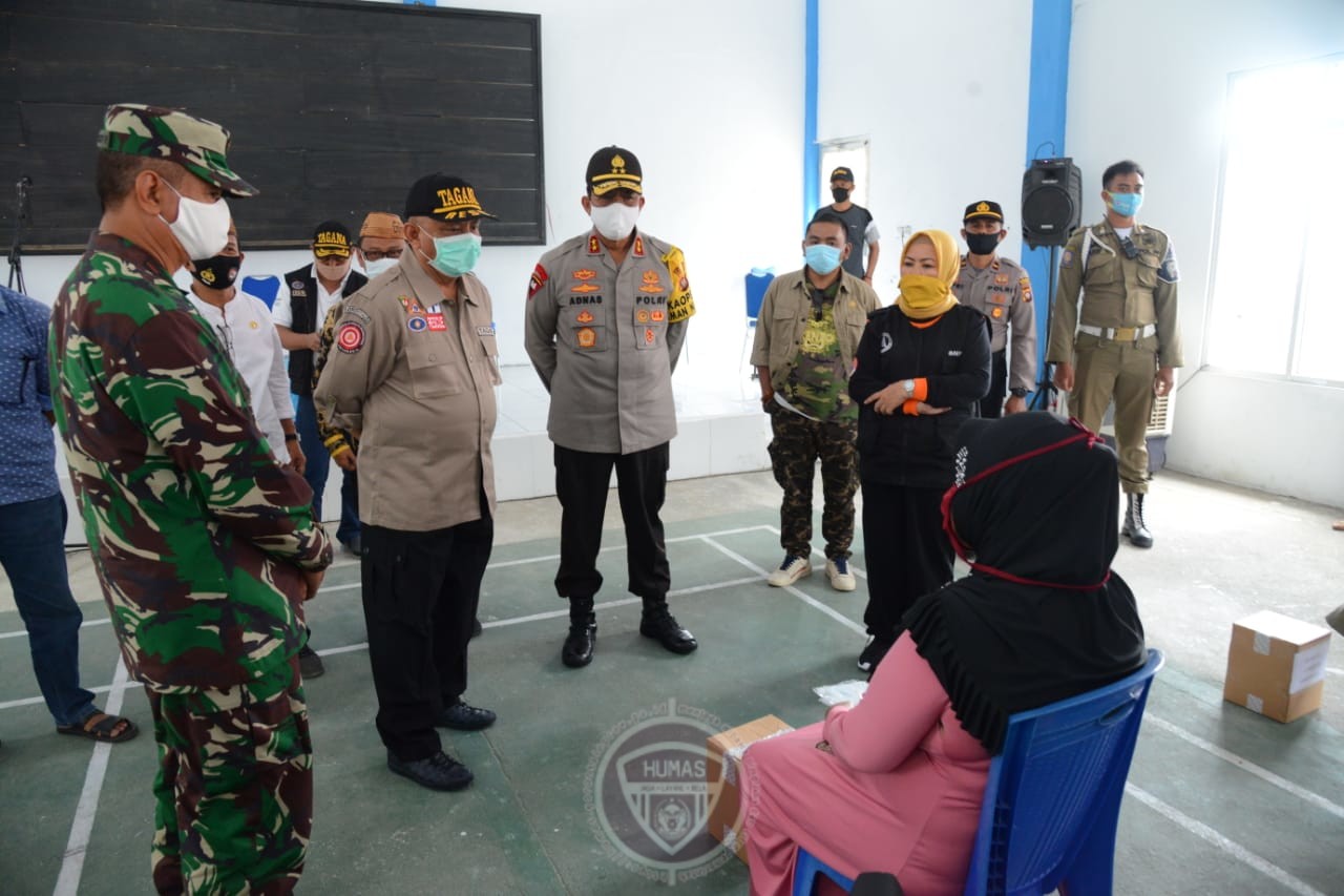  Gubernur Gorontalo Bantu 628 KK Korban Banjir Bone