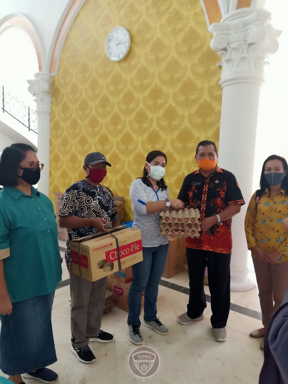  Persekutuan Pegawai Kristen Provinsi Gorontalo Bantu Korban Banjir