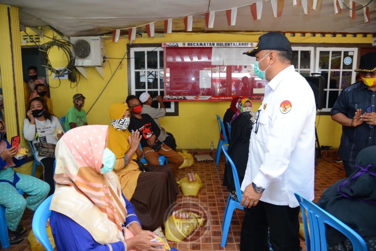  4.743 KPM Korban Banjir Kota Gorontalo Terima Bantuan Pangan