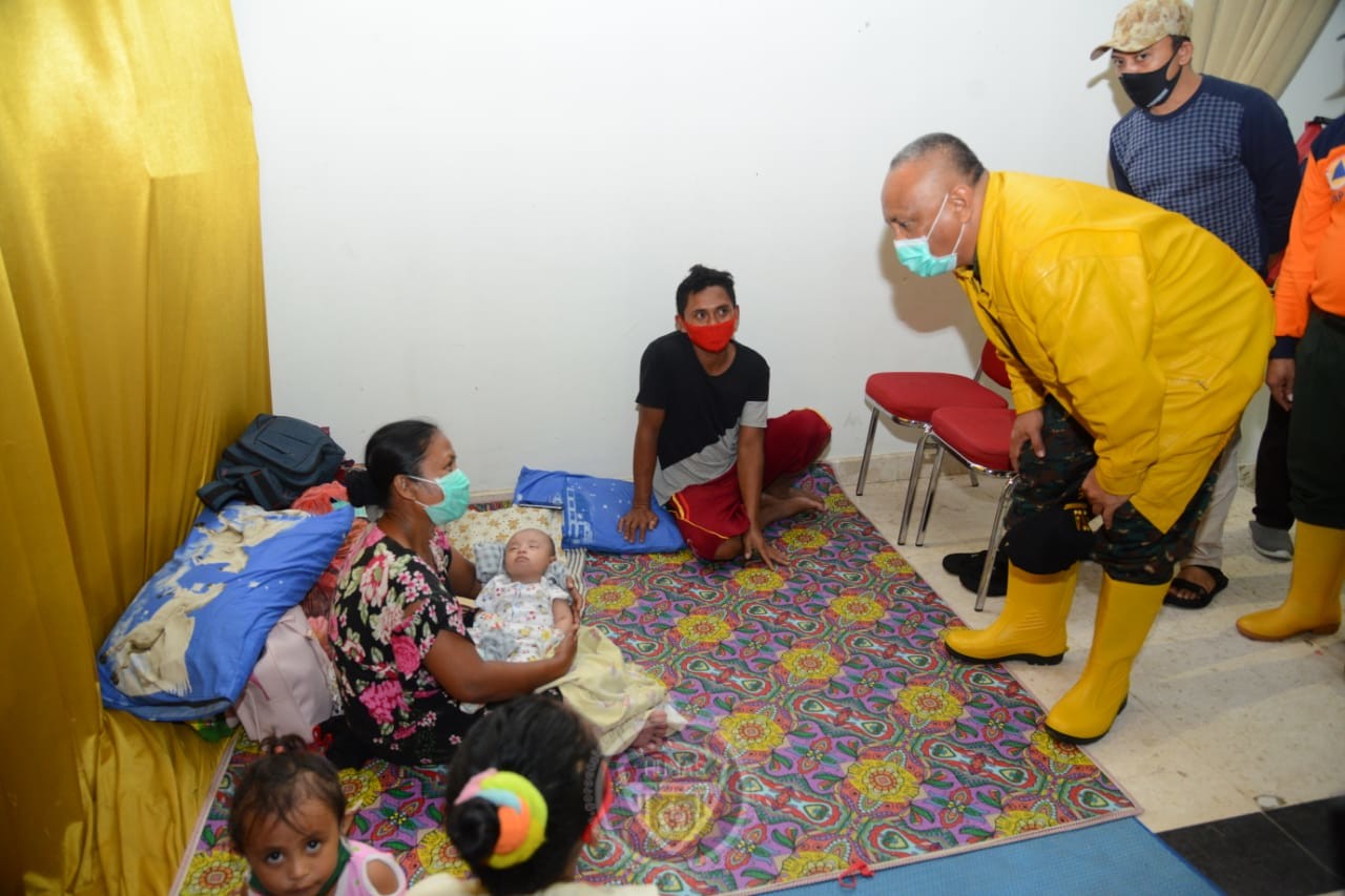  Gubernur Gorontalo Imbau Warga Bantaran Sungai Segera Mengungsi