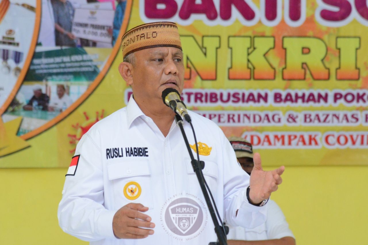  Gubernur Rusli Sosialisasi Bahaya Corona di Marisa