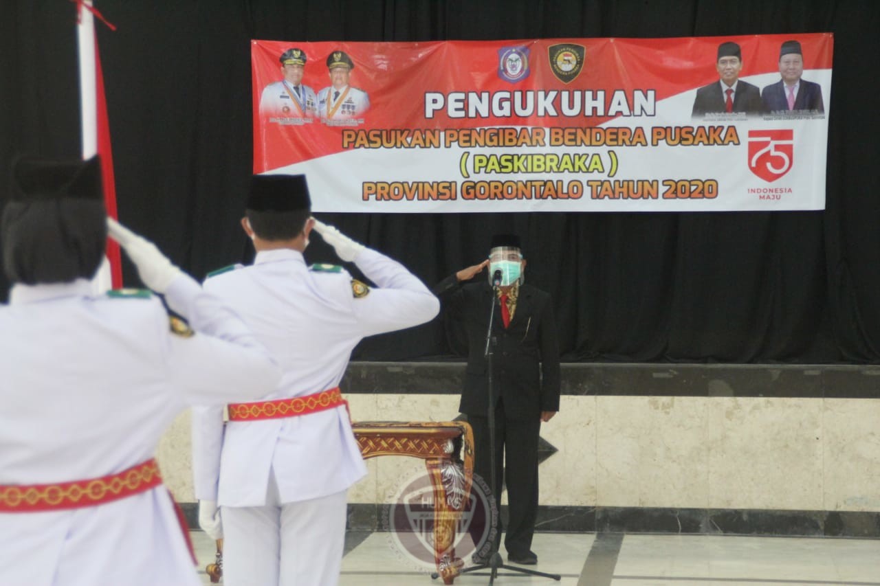  Sekda Kukuhkan Tujuh Anggota Paskibraka Provinsi Gorontalo