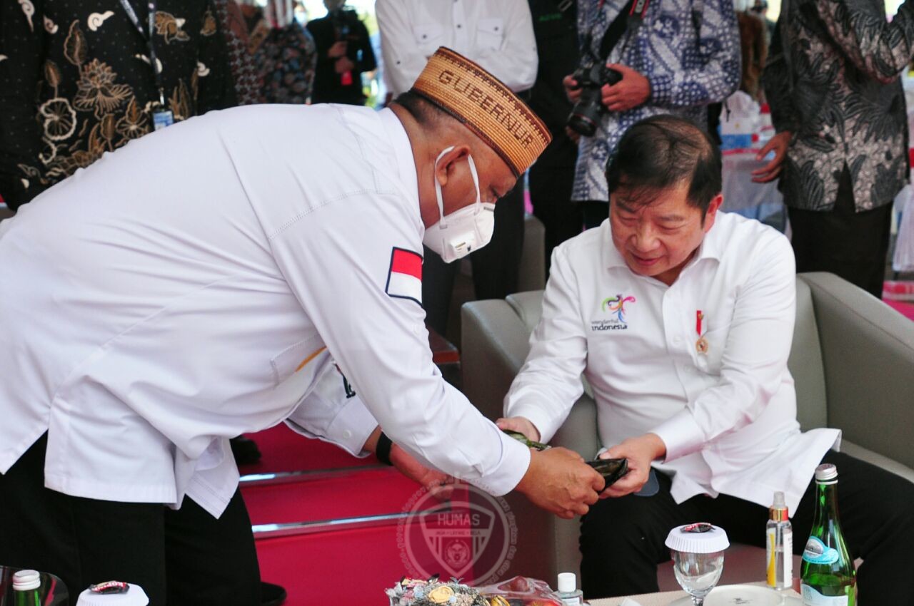  Menteri PPN Suharso Monoarfa Resmikan PLTU Anggrek