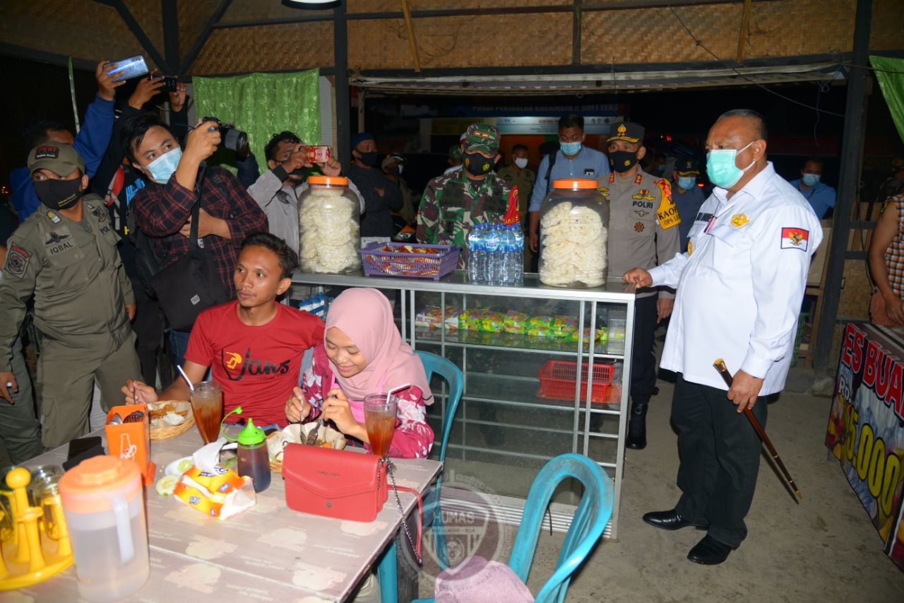  Gubernur Gorontalo Razia Keramaian, Belasan Rumah Makan Ditutup