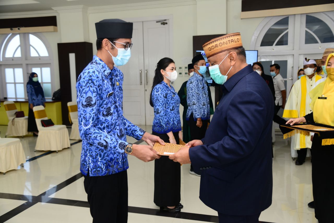  Gubernur Gorontalo Minta Lagu-lagu Ini Wajib Diputar RRI