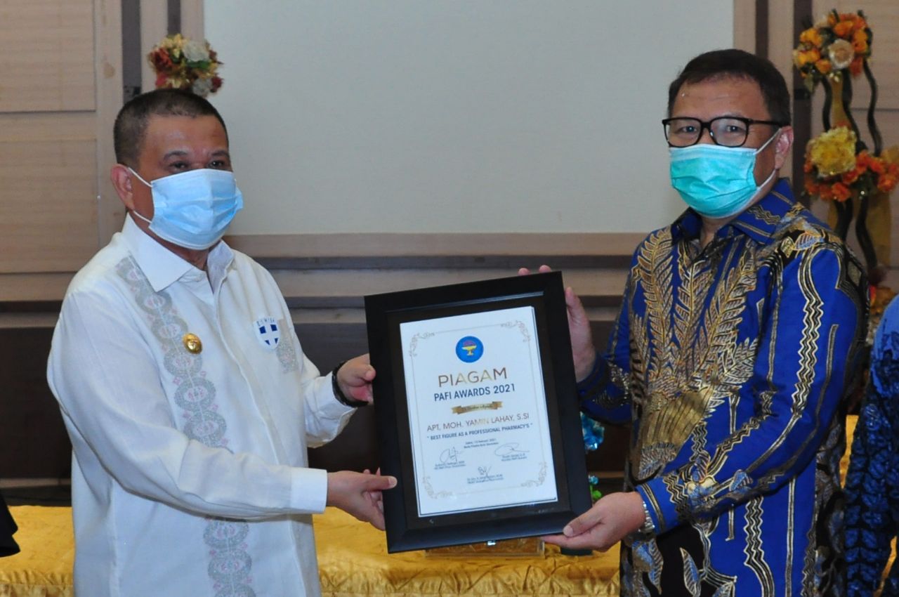  Wagub Idris Rahim Serahkan PAFI Awards 2021