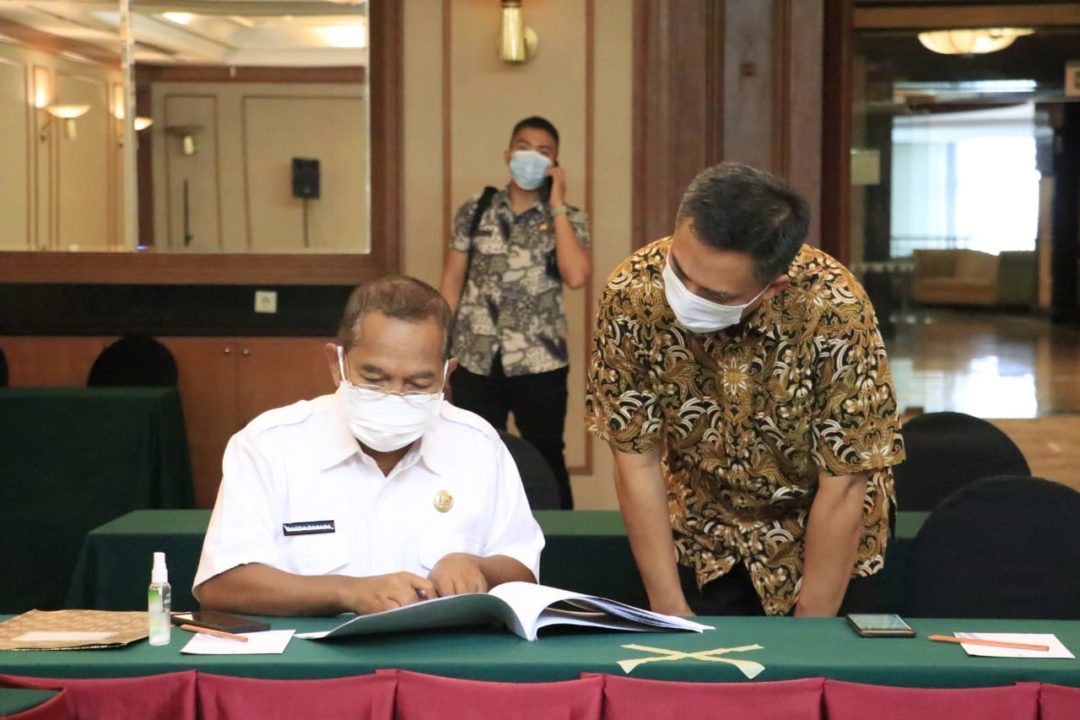  Sekdaprov Hadiri Rapat Implementasi Penyelamatan Ekosistem Danau