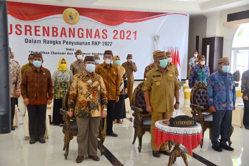  Gubernur Gorontalo dan Jajaranya Ikuti Musrembangnas Secara Virtual