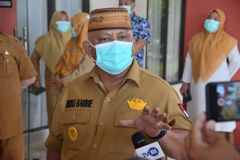  Hasil PCR Kedua Gubernur Gorontalo dan Istri Negatif Covid-19