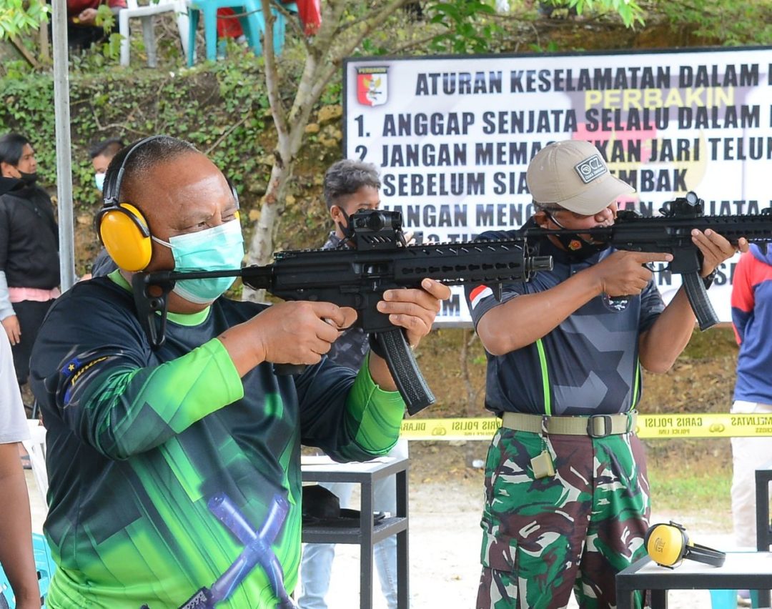  Gubernur Gorontalo Hadiri Peluncuran Dua Klub Menembak