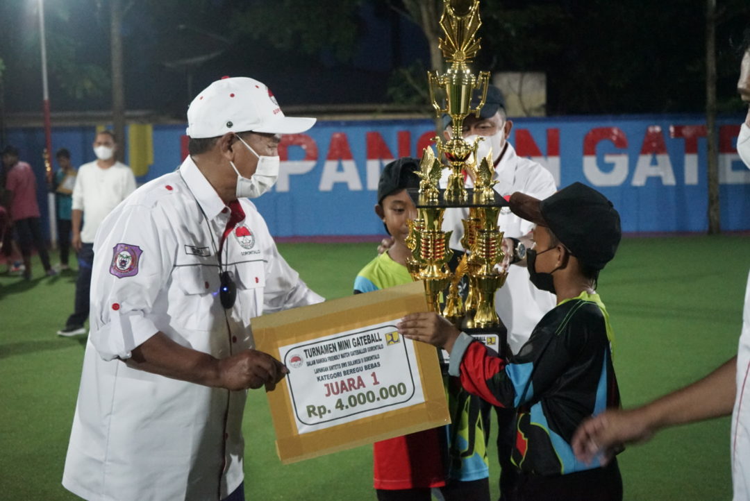  Sekdaprov Gorontalo Tutup Turnamen Mini Gateball