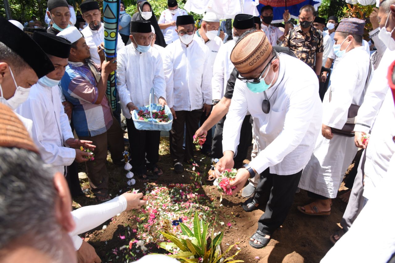  Wagub Pimpin Pelepasan Jenazah Mantan Wakil Wali Kota Gorontalo