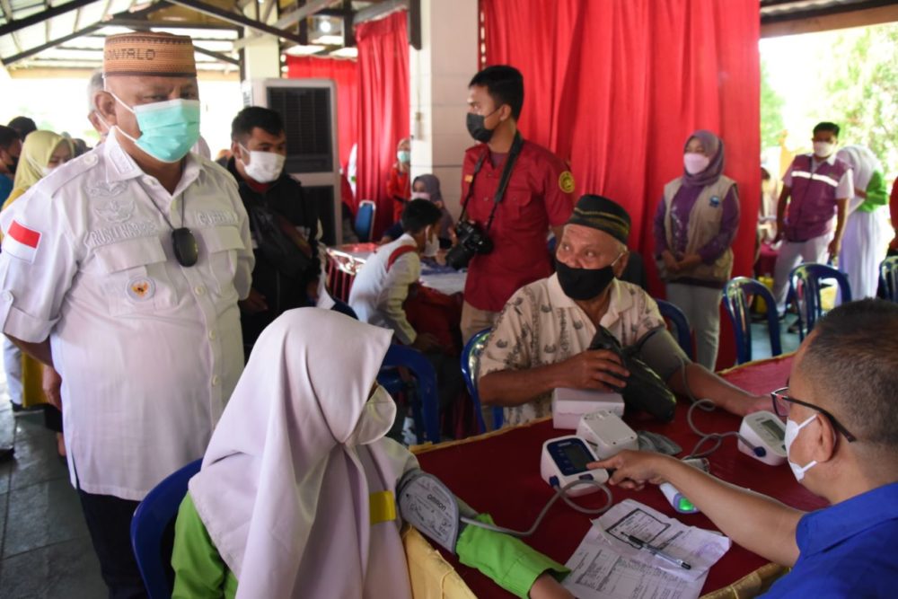  Warga Antusias Ikut Vaksinasi di Kantor Pengadilan Tinggi Gorontalo