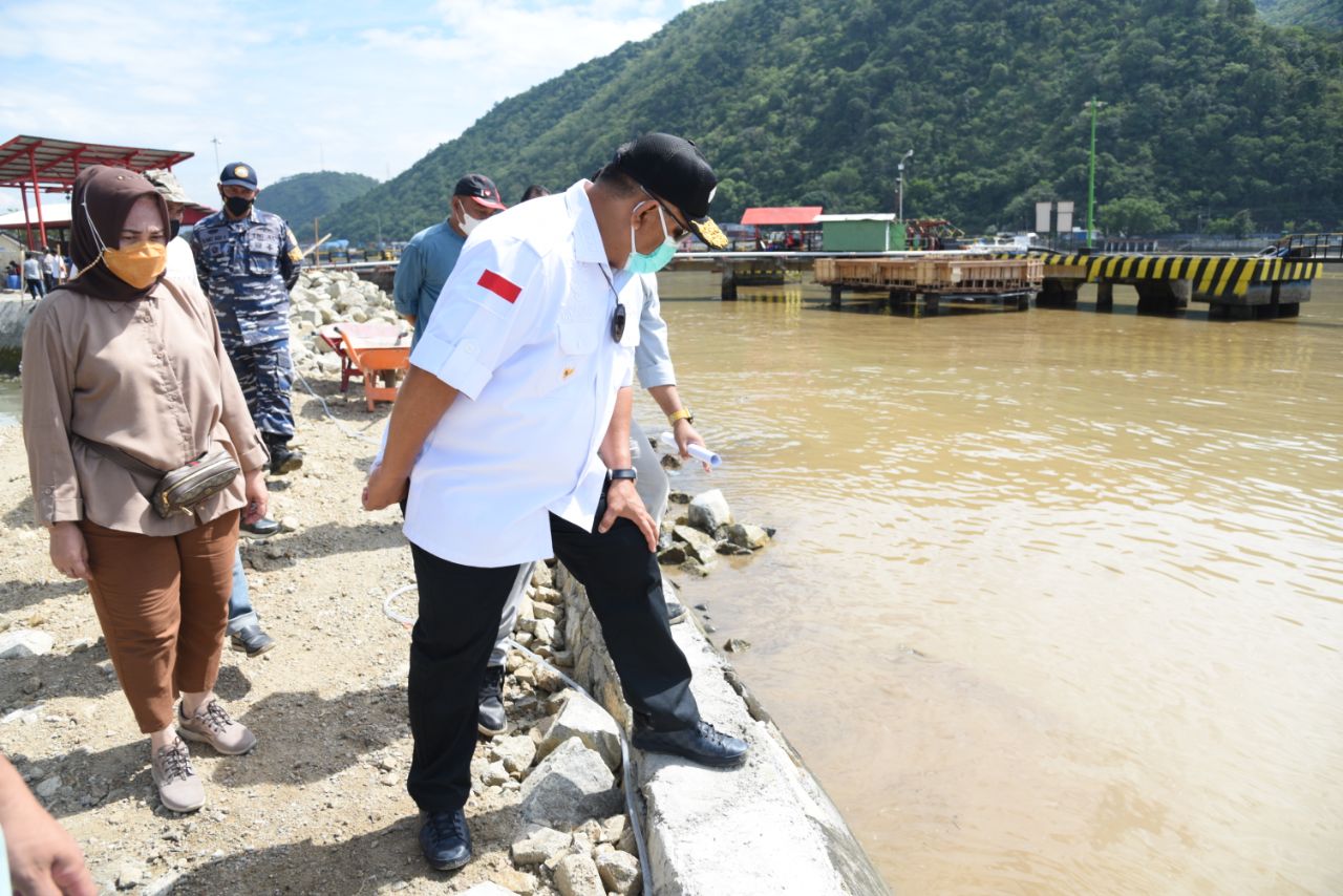  Progres 20 Persen, Break Water Tenda Terancam Putus Kontrak