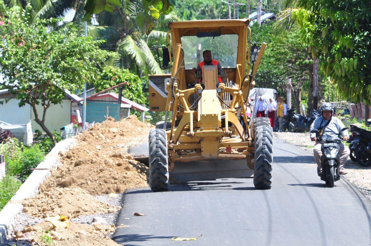  Pekerjaan Ruas Jalan Tangkobu-Pentadu Rampung Awal November